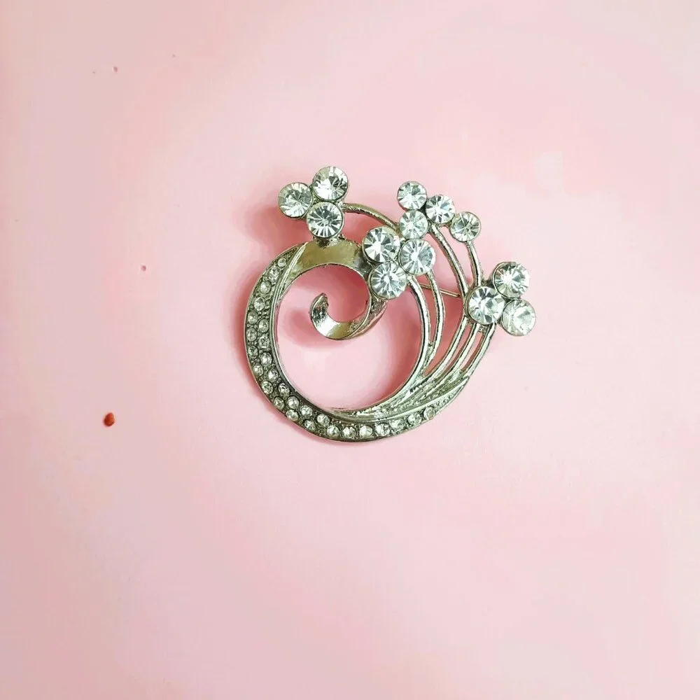 Vintage Floral Swirl Pave Brooch Silver Tone Clear Stone Sparkle Pin Jewelry